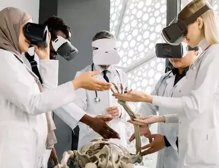 alunos em aula de Medicina